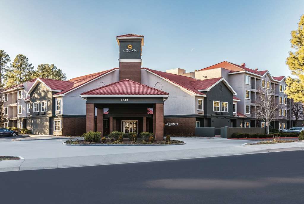 La Quinta Inn & Suites by Wyndham Flagstaff - photo 2
