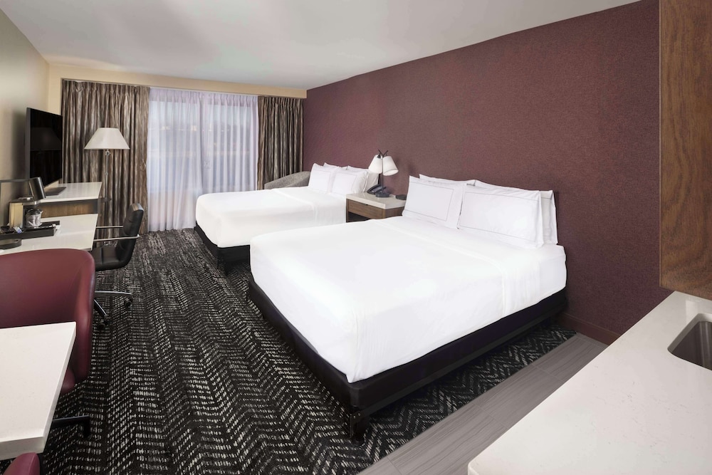 DoubleTree by Hilton Manhattan KS - photo 7