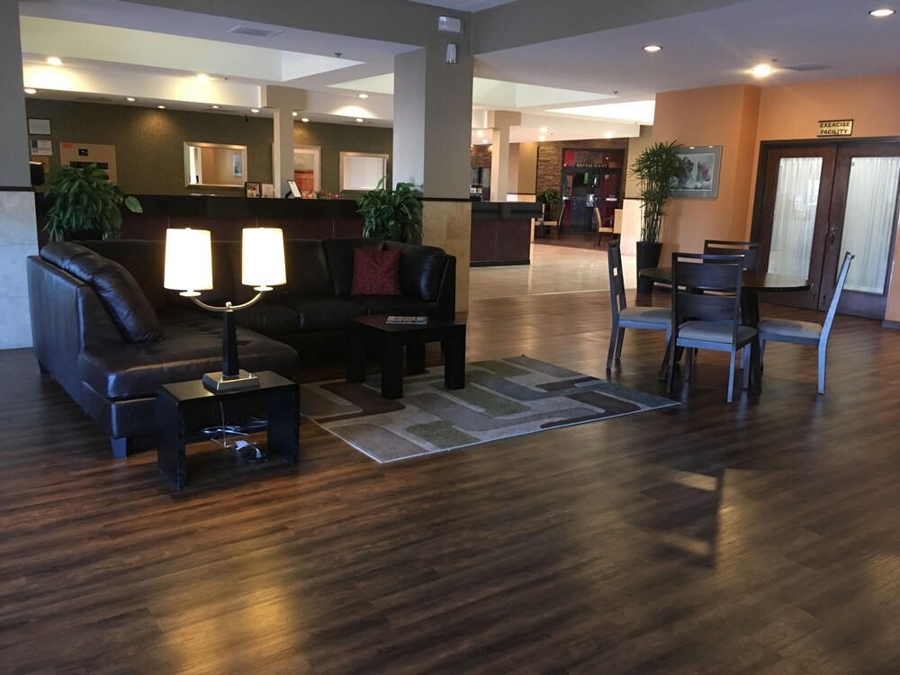 Windemere Hotel & Conference - photo 28