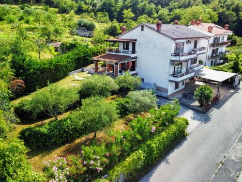 Apartment Rosmarina — 4-Star Luxury Hotel in Izola, Slovenia