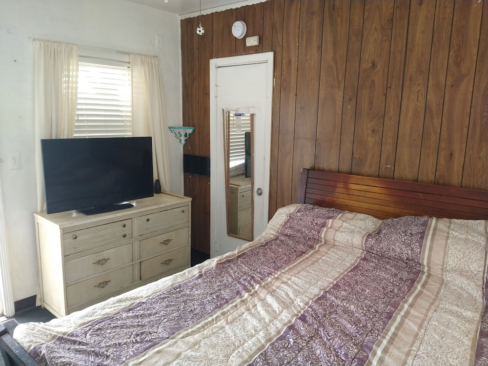 EL Amigo Motel - photo 16