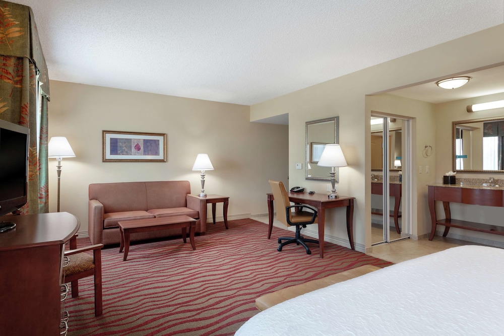 Hampton Inn & Suites Port Richey - photo 13
