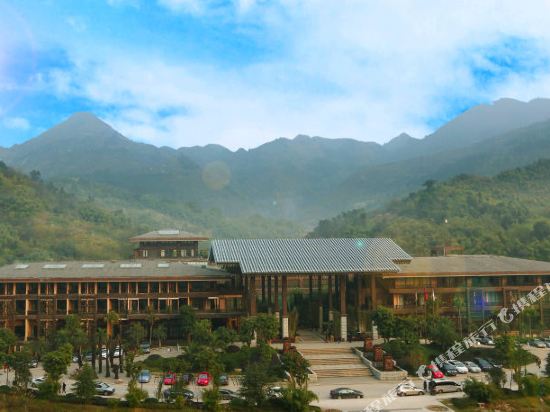 Tianci Huatang Hotel — 4-Star Luxury Hotel in Chongqing, People's Republic of China