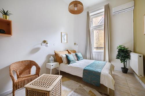 Jewish Quarter Studio for Two with AC — 4-Star Luxury Hotel in Budapest, Hungary