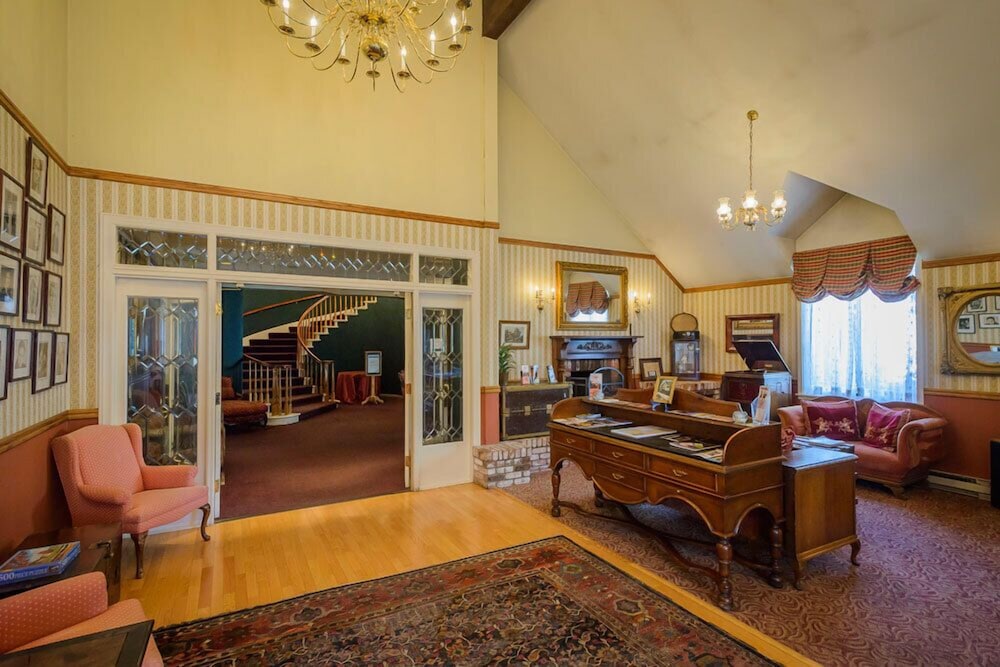 Hill House Inn - photo 4