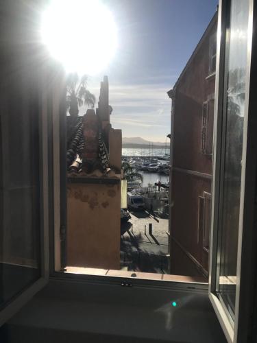 Emplacement Ideal Vue Mer Parking Offert in Sanary-Sur-Mer, France