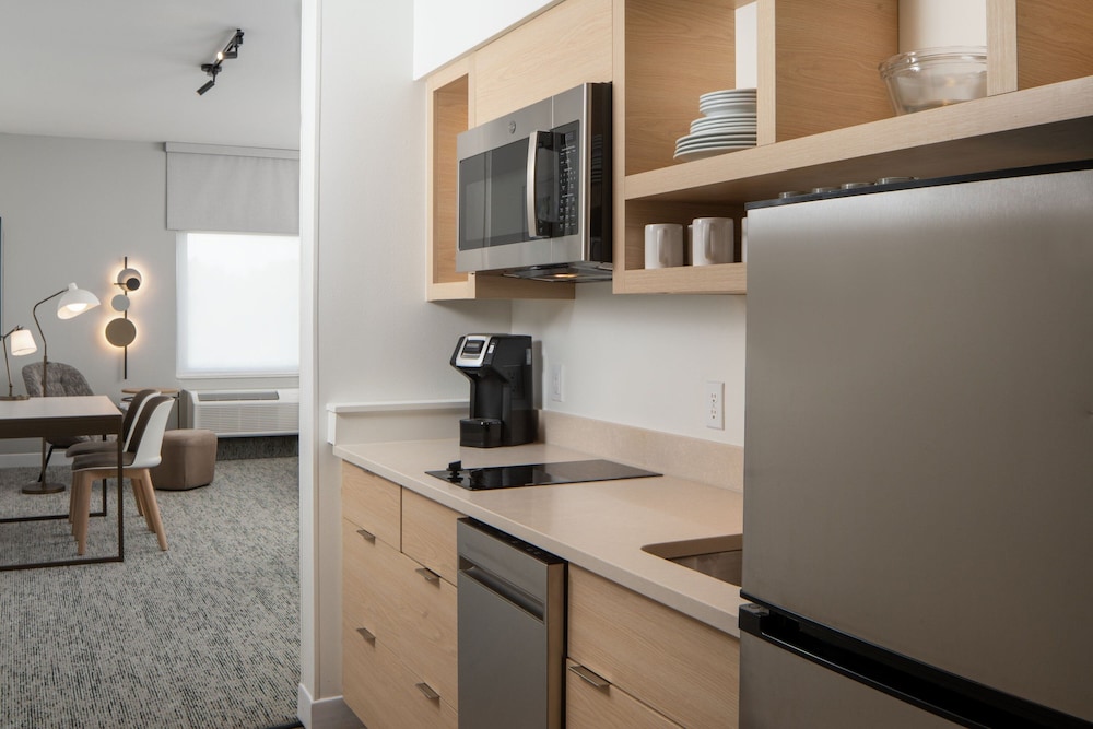 TownePlace Suites by Marriott Pensacola West I 10 - photo 9