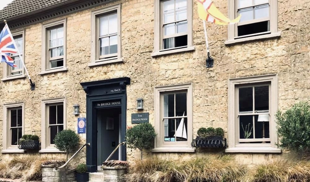 Bridge House Hotel — hotel in Bridport