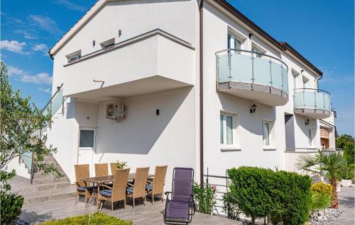 Awesome Apartment In Bilice With Wifi — 4-Star Luxury Hotel in Bilice, Croatia