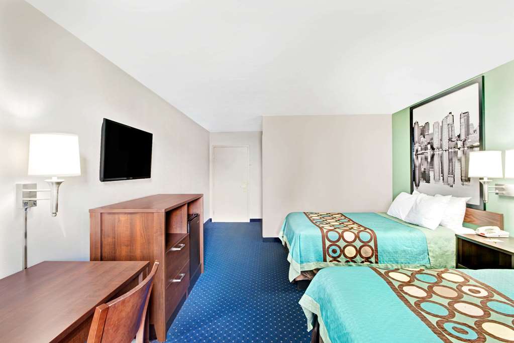 Super 8 by Wyndham Brockton - photo 16