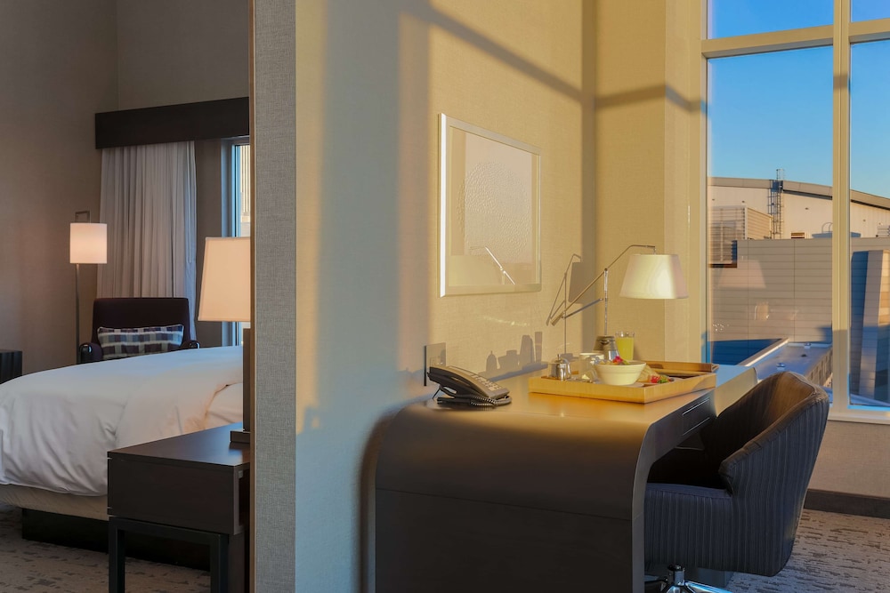 DoubleTree by Hilton Evansville - photo 16