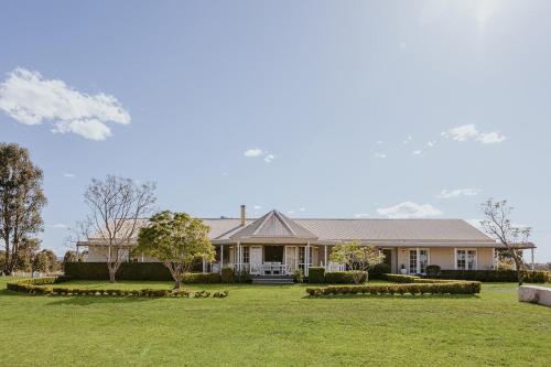 Corunna Station Country House — 4-Star Luxury Hotel in Branxton, Australia