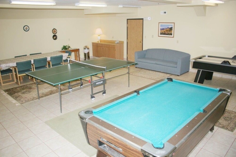 Pagosa Springs Inn & Suites - photo 28