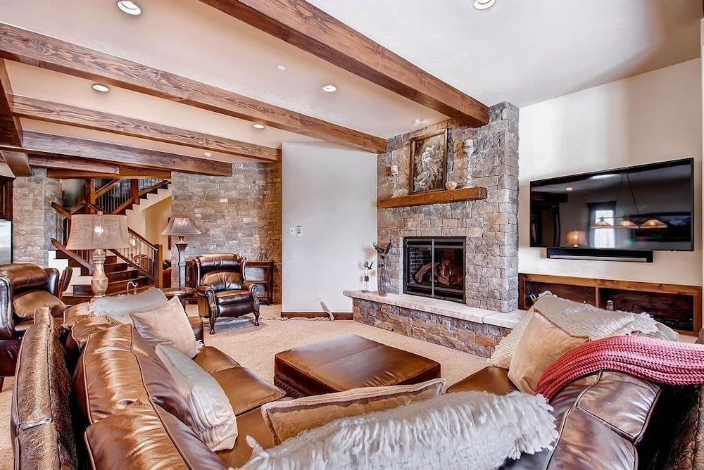 Slopeside Manor On Peak 8 By Pinnacle Lodging - photo 20