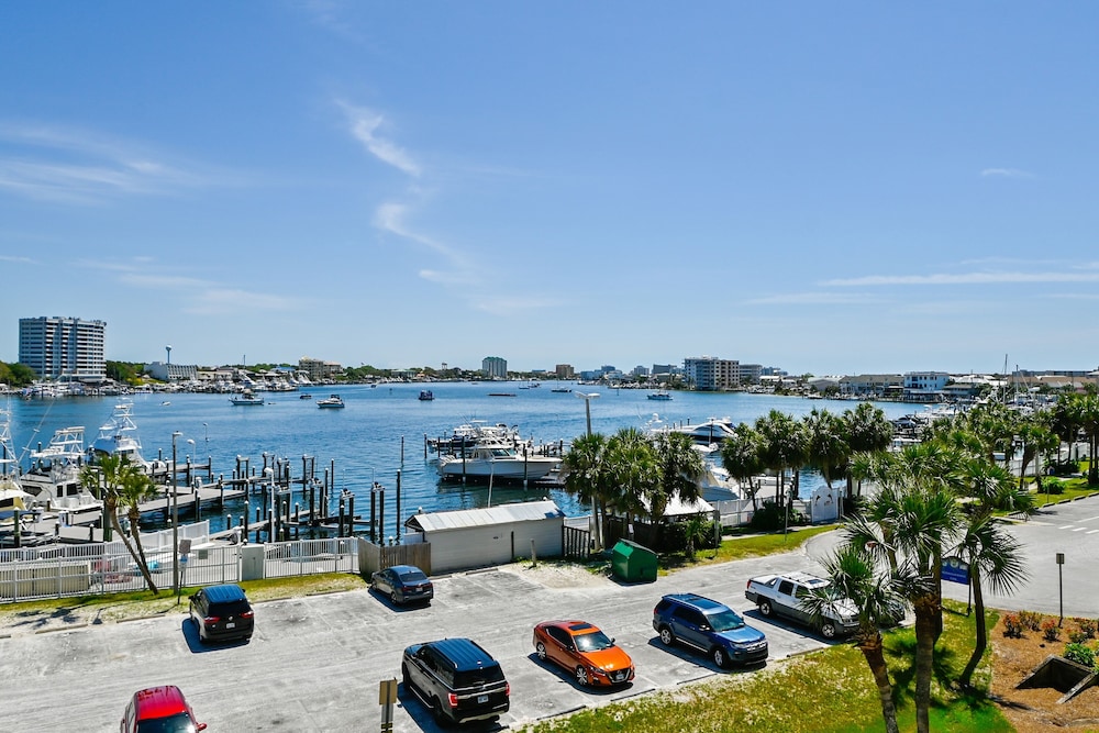 East Pass Towers 304 3 Bedroom Condo by RedAwning Destin - photo 37