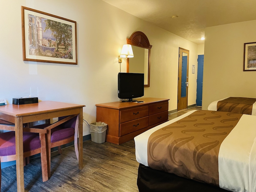 America's Best Value Inn Sandpoint - photo 13