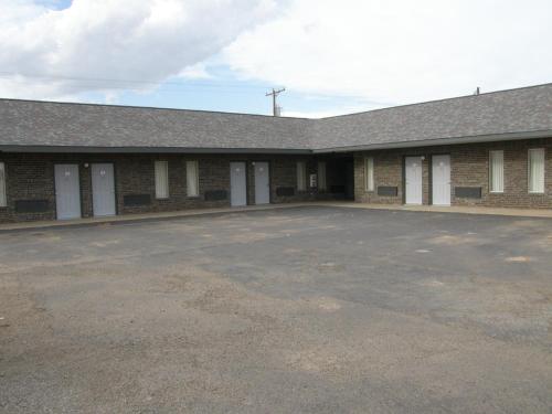 Friona Inn - photo 2