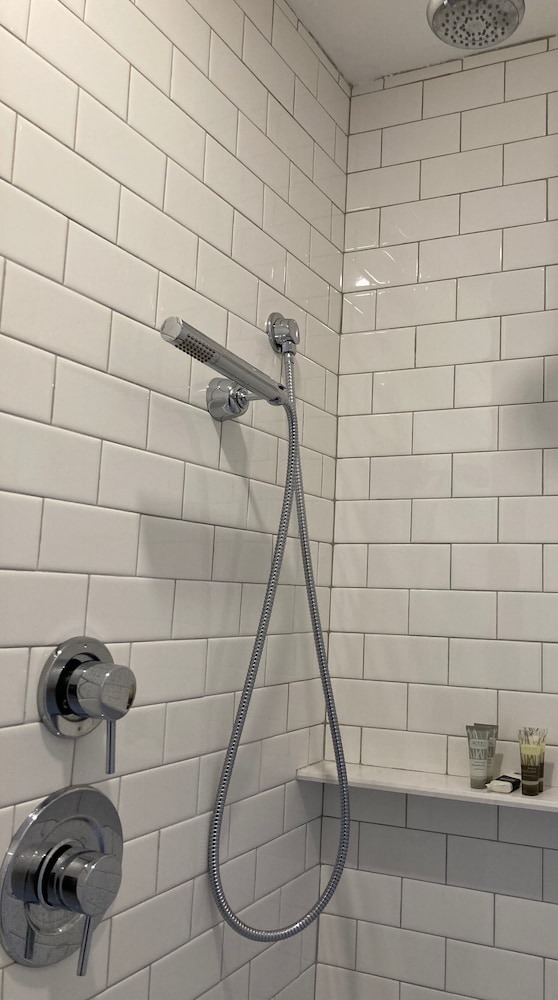 Howard Hotel - photo 39