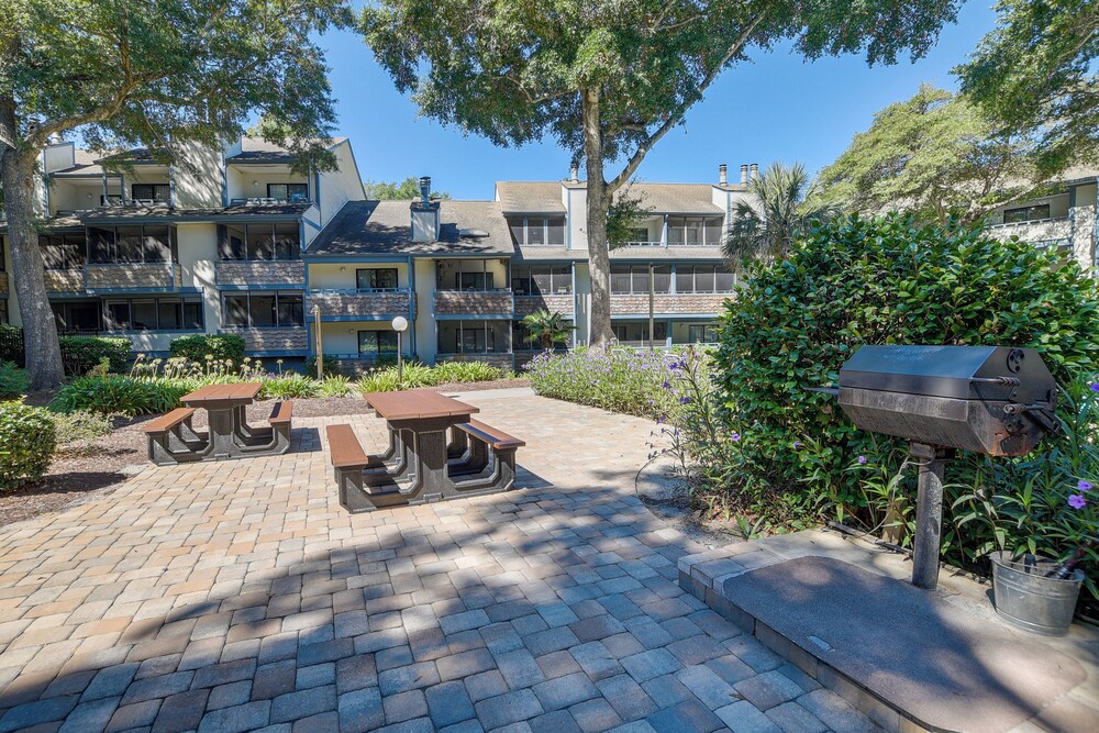 Walk To Myrtle Beach Condo with Resort Perks - photo 6