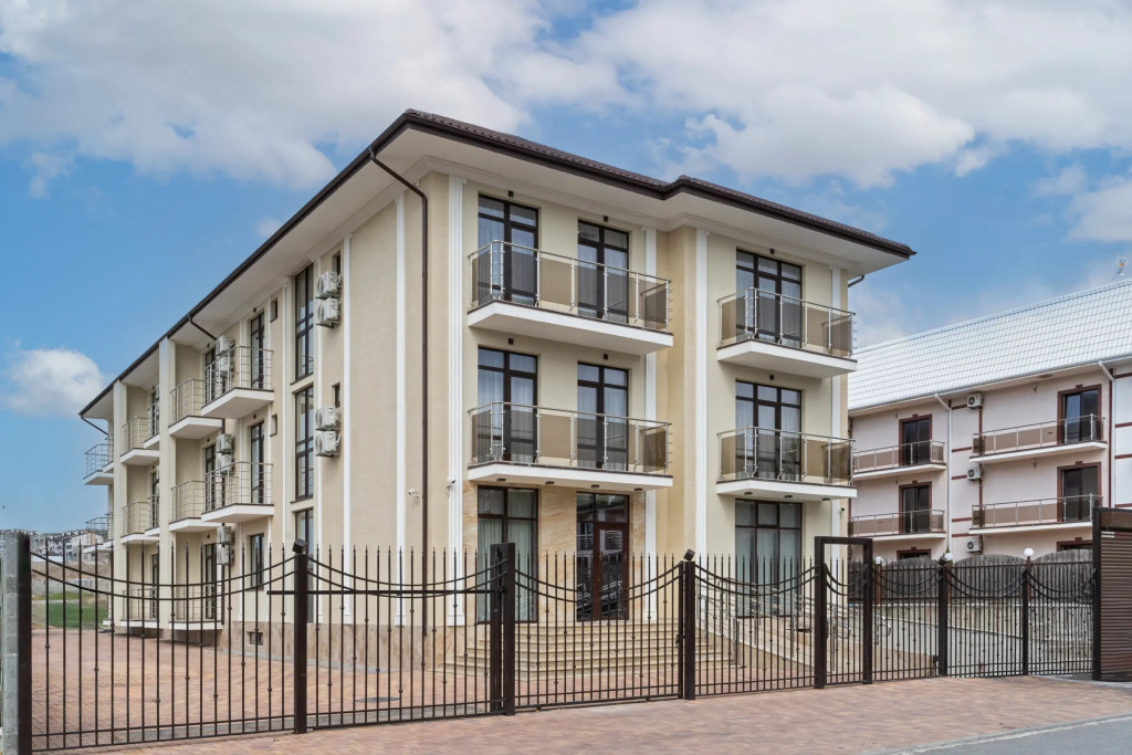 Hotel Layt in Divnomorskoye, Russia