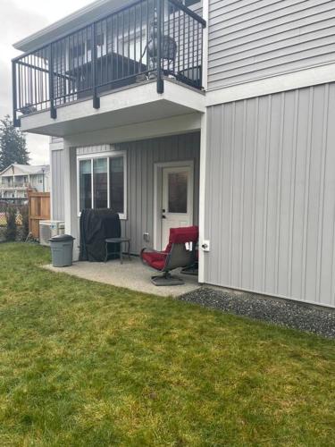 Adorable 1 Bedroom Suite a skip to Galloping Goose — 4-Star Luxury Hotel in Victoria, Canada