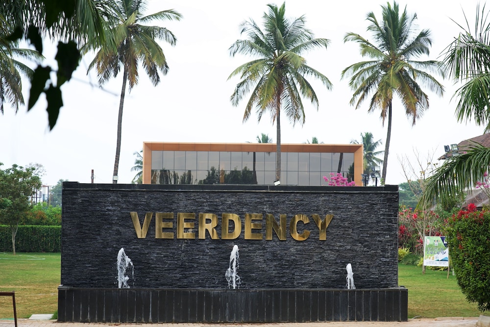 Veerdency Luxury Resort in Devanhalli, India