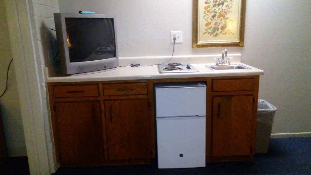 Rode Inn Motel - photo 23