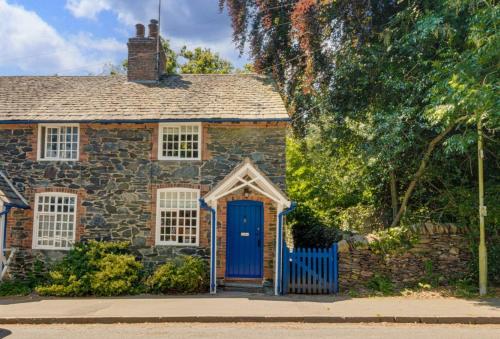 The Nook With Hot Tub — Loughborough