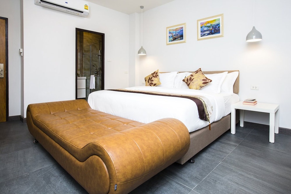 V One Pride Sukhumvit 22 Bangkok