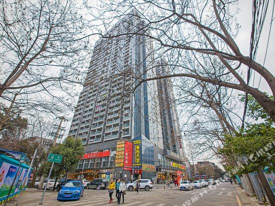 68 Apartment Hotel in Chengdu, People's Republic of China