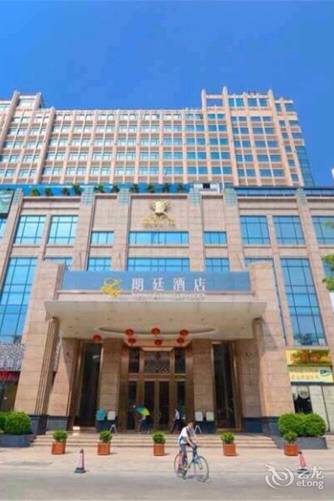 Longjiang Langham Hotel - carbon neutral hotel in Foshan