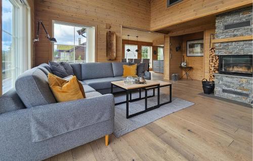 4 Bedroom Cozy Home In Skollenborg — 4-Star Luxury Hotel in Kongsberg, Norway