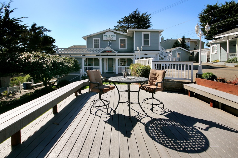 Ocean Echo Inn and Beach Cottages - photo 12