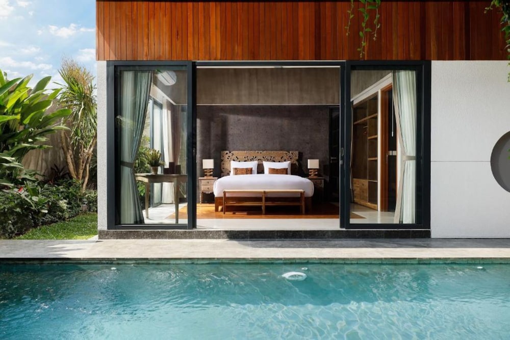 Villa Eliza Canggu — 4-Star Luxury Hotel in Canggu, Indonesia