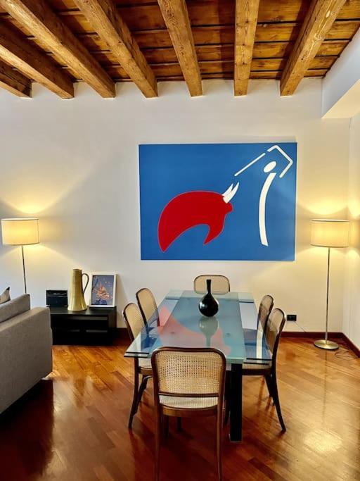 Il Portico. Charm Apartment Vicenza Downtown. — 4-Star Luxury Hotel in Vicenza, Italy