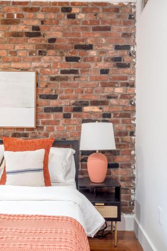 East Village Escape with 3BD 2BA near Tompkins Square Park - photo 15