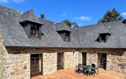 Crec H Guenno Belle Longere Bretonne — Lannion