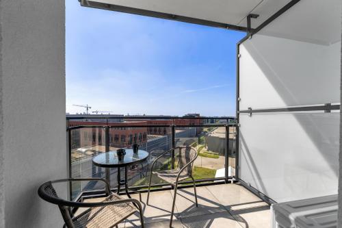 7th Floor Warsaw Włochy Apt Balcony Workspace by Rentujemy — 4-Star Luxury Hotel in Warsaw, Poland
