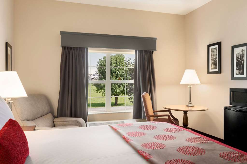 Ramada by Wyndham Pigeon Forge North - photo 10