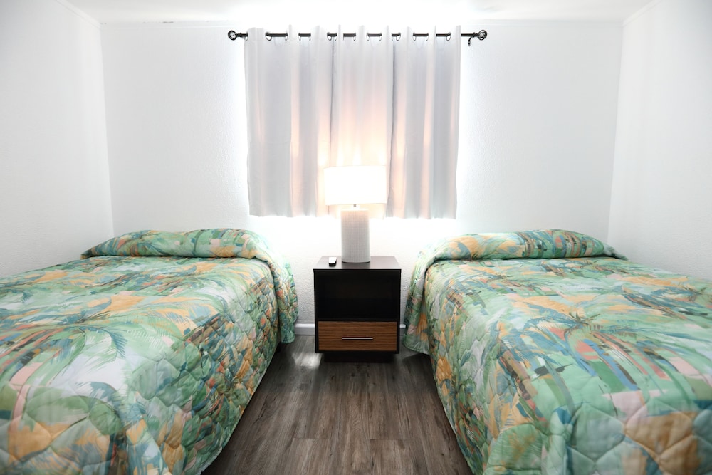 Olympic Island Beach Resort - photo 14