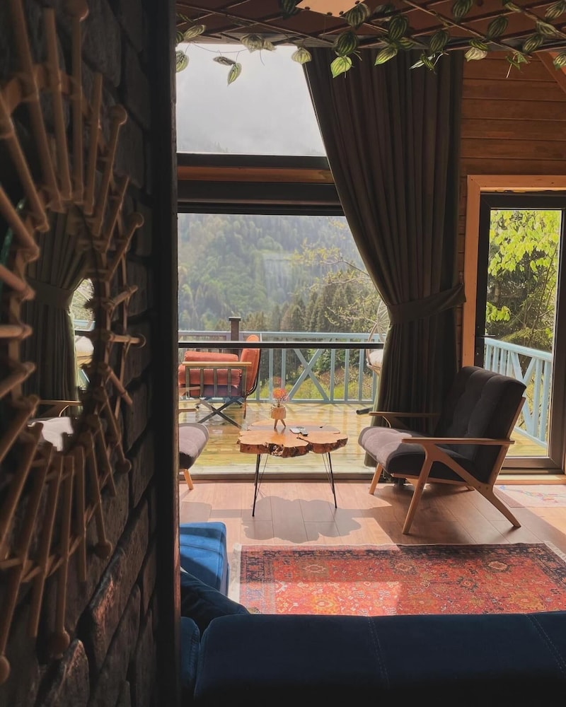 Ayder Guven Dag Evi in Camlihemsin, Turkey