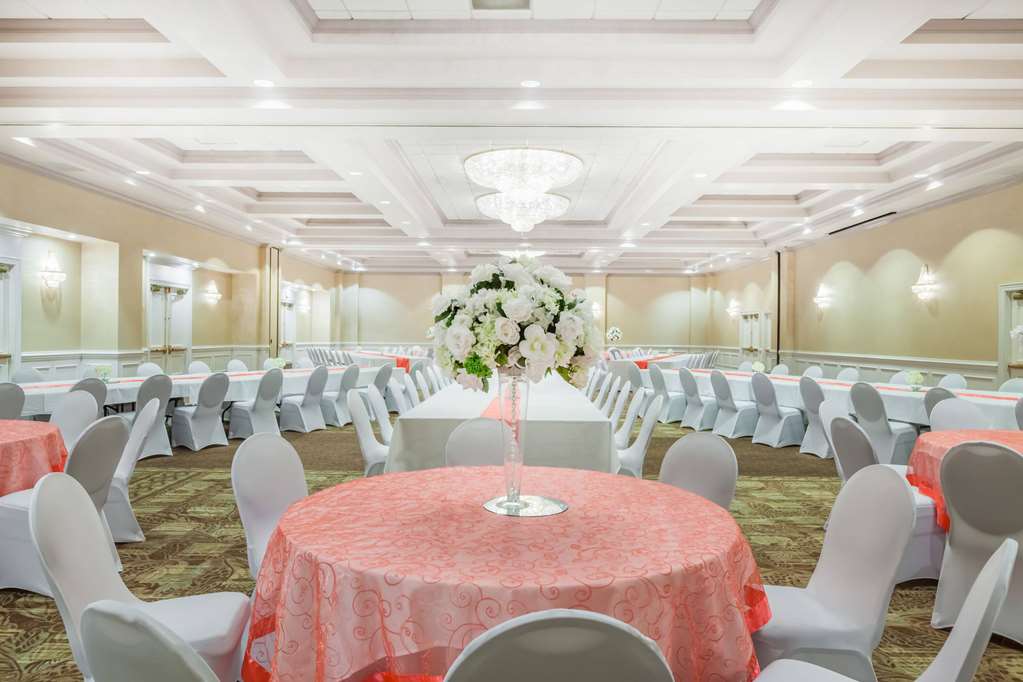 Wyndham Virginia Beach Oceanfront - photo 44