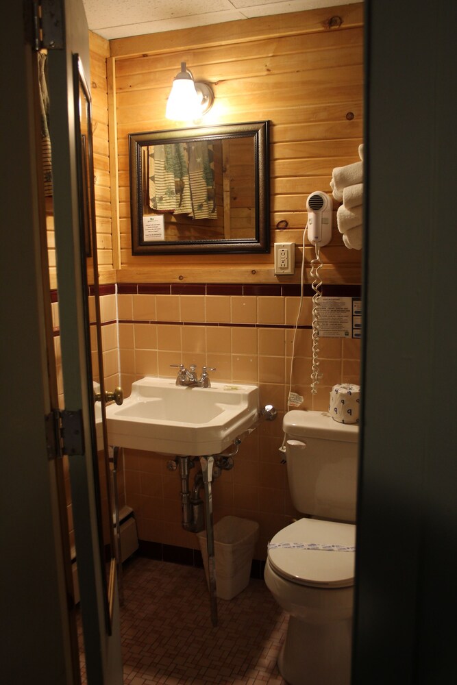 Vacationland Inn & Conference Center - photo 28
