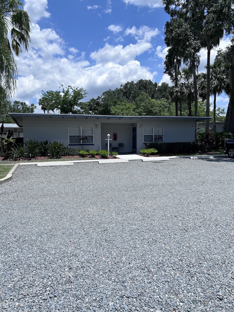 Hontoon Landing Resort & Marina - photo 13