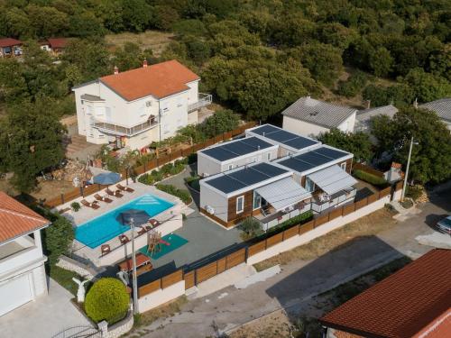 Family friendly apartments with swimming pool Donji Zagon Novi Vinodolski 24555 — 4-Star Luxury Hotel in Novi Vinodolski, Croatia