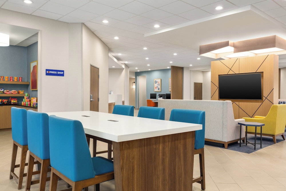 Candlewood Suites Bessemer Birmingham SW by IHG - photo 48