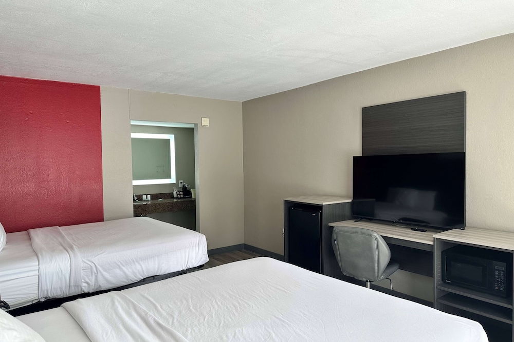 Ramada by Wyndham Cocoa - photo 4