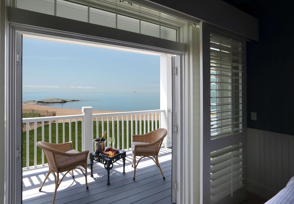 Madison Beach Hotel - photo 39