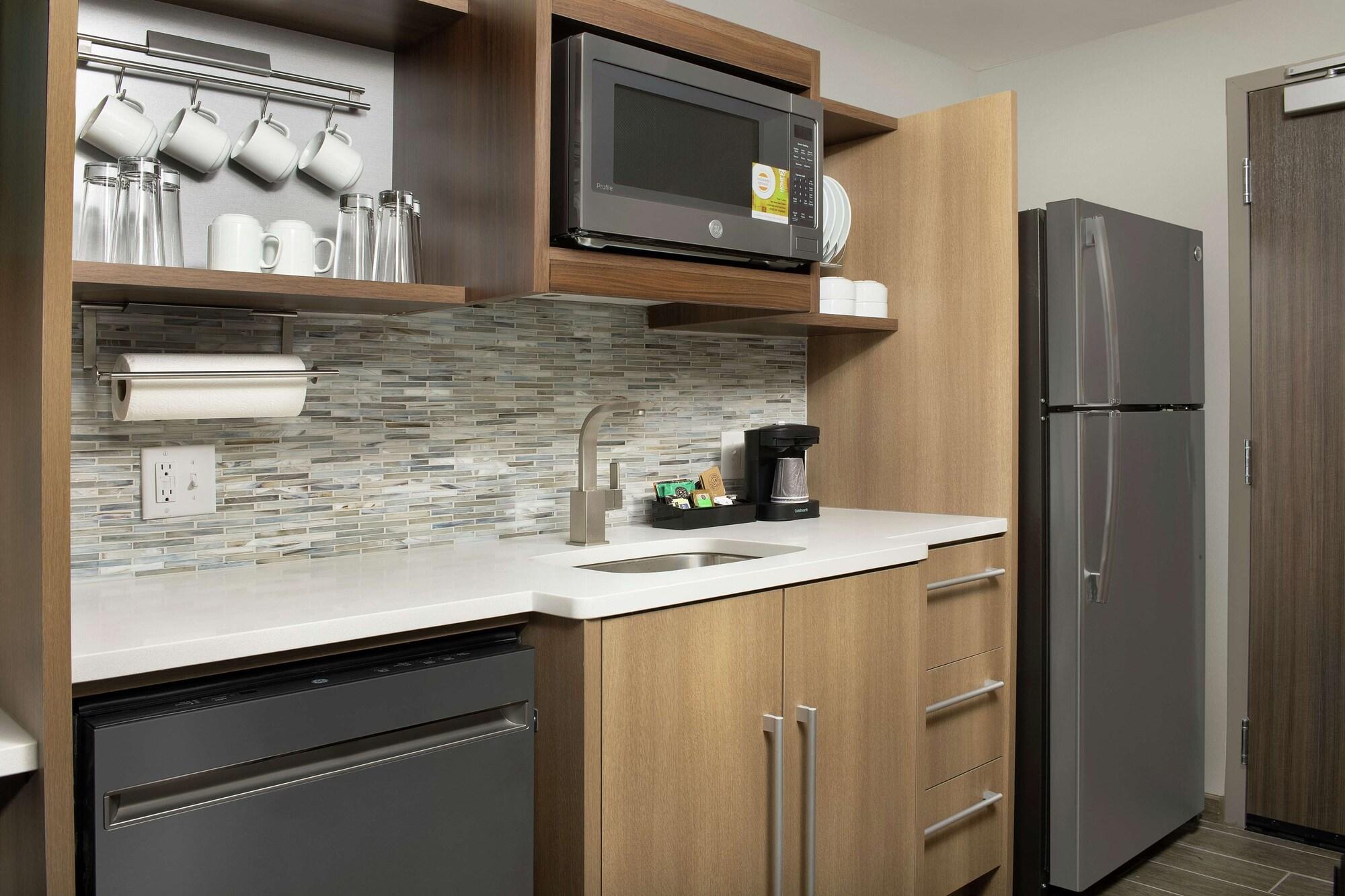 Home2 Suites by Hilton Lakeland South Polk Parkway - photo 13