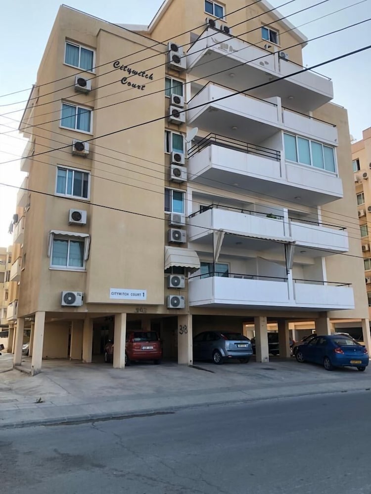 Chloris 3 Bedroom Apartment in Larnaca